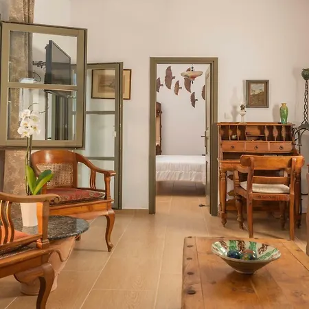 Anthos Villas Santorini *
